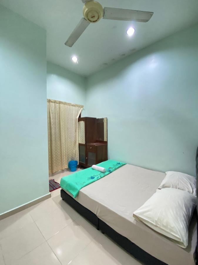 Family Homestay クアラ・トレンガヌ エクステリア 写真